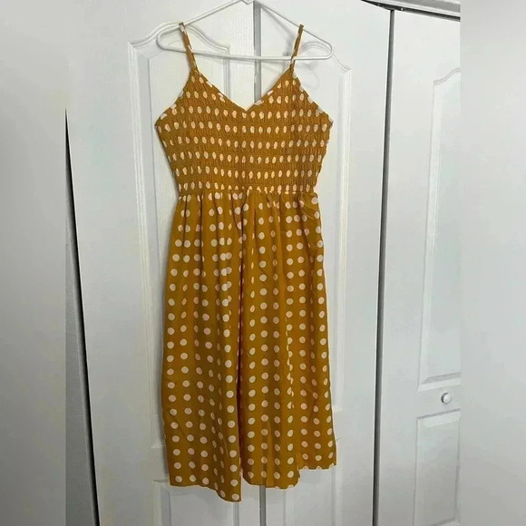 Kings Road Yellow Dress White Polka Dots Buttons Sz L - Picture 3 of 6